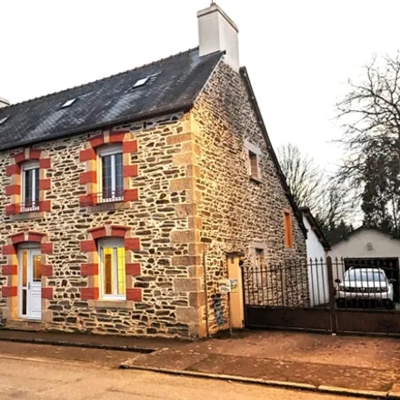 Buy this 6 bed house on Coetmorvan in unnamed road, 22460 Merléac