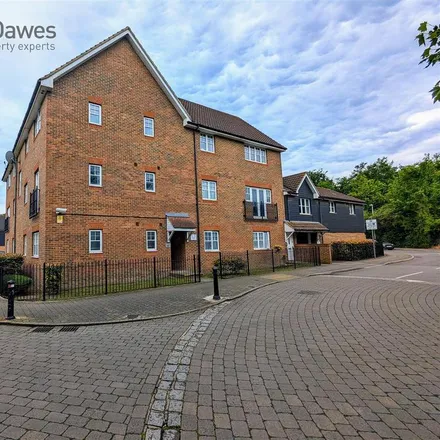 Rent this 2 bed apartment on Caspian Way in Purfleet-on-Thames, RM19 1LE