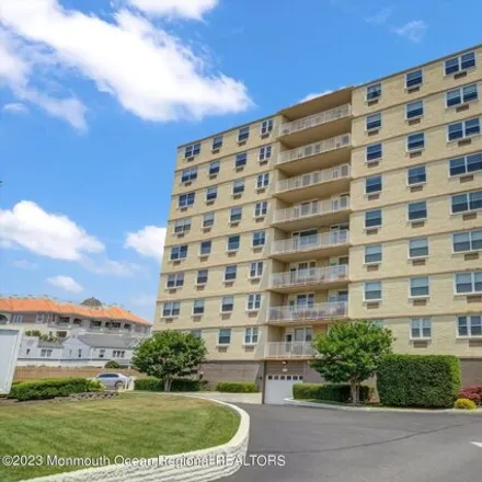 Image 2 - 92 Waterview, Long Branch, NJ 07740, USA - Condo for sale