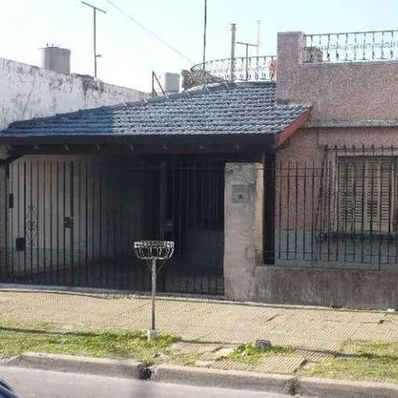 Buy this 2 bed house on Cabo Alberto Hugo Vacca 815 in Partido de La Matanza, B1752 CXU Ramos Mejía