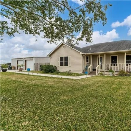 Image 1 - 3694 County Road 36, Robstown, TX 78380, USA - House for sale