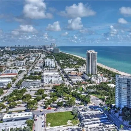 Image 5 - Burleigh House Condominium Inc., 7135 Collins Avenue, Atlantic Heights, Miami Beach, FL 33141, USA - Condo for rent