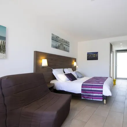 Image 3 - 83270 Saint-Cyr-sur-Mer, France - Apartment for rent