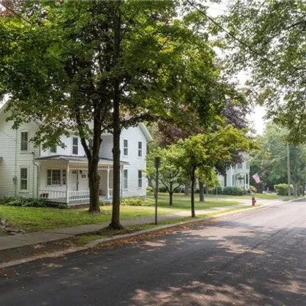 Image 1 - 10 Vine Street, Village of Hammondsport, Steuben County, NY 14840, USA - House for sale