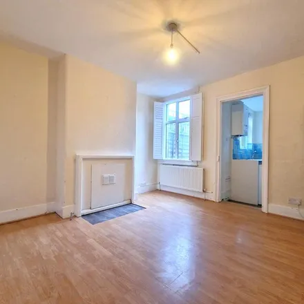 Rent this 1 bed room on Princes Road in London, KT2 6AZ