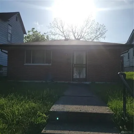 Buy this 3 bed house on 462 Groveland Avenue in Dayton, OH 45417