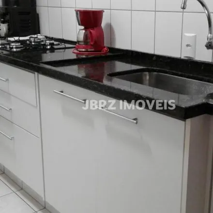 Buy this 3 bed apartment on Avenida Coronel Antônio Estanislau do Amaral in Jardim Sevilha, Indaiatuba - SP