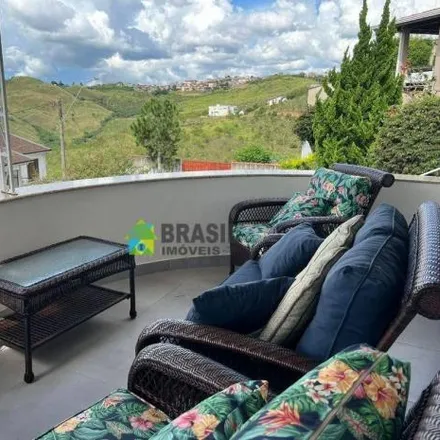 Buy this 4 bed house on Rua La Paz in Poços de Caldas - MG, 37701-355