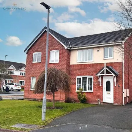 Buy this 3 bed duplex on Echo Close in Chester, CH4 8PS