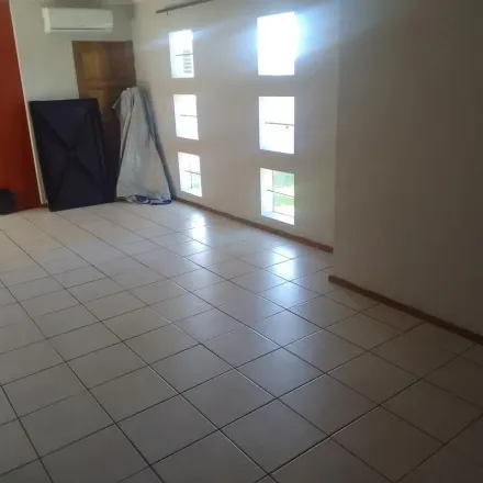 Rent this 3 bed apartment on Sizwe Secondary School in Hattingh Street, Elandsfontein Rail