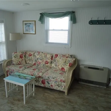 Image 7 - 15 Angell Road, Narragansett, RI 02882, USA - House for rent