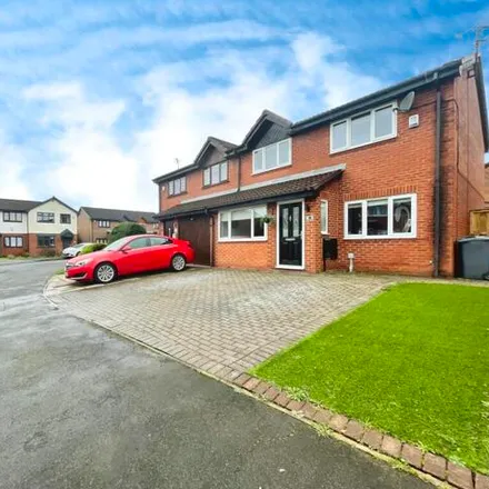 Buy this 3 bed duplex on Headingley Close in Knowsley, L36 4QA