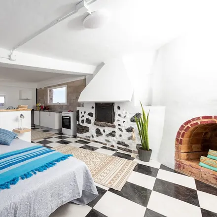 Rent this 1 bed apartment on Fuerteventura in Calle Barquillos, Puerto del Rosario