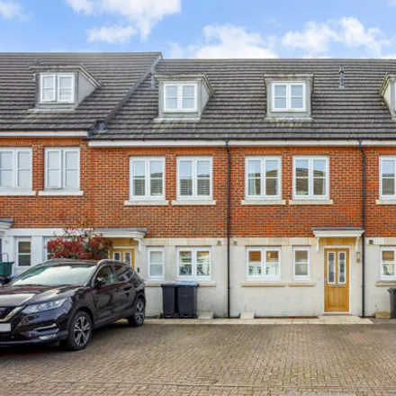 Buy this 3 bed townhouse on Moberly Way in Caterham on the Hill, CR8 5GP
