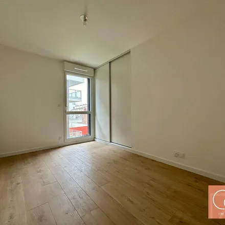 Rent this 3 bed apartment on Côme Immobilier in Boulevard de la Liberté, 35000 Rennes