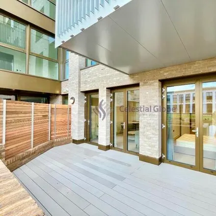 Rent this 1 bed apartment on London Central Mail Centre in Gough Street, London