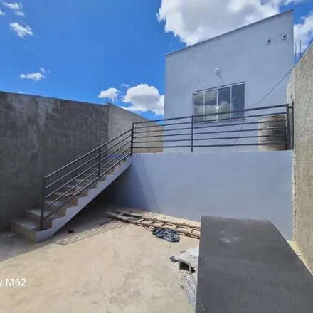 Buy this 2 bed house on Rua Boston in Santa Rosa, Divinópolis - MG