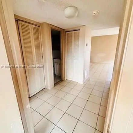 Image 6 - 2140 Northwest 81st Avenue, Pembroke Pines, FL 33024, USA - Apartment for rent