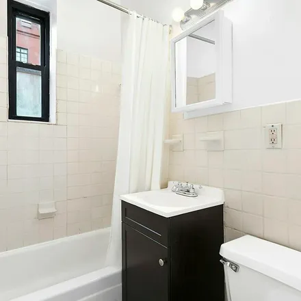 Image 7 - 188 West 10th Street, New York, NY 10014, USA - Apartment for rent