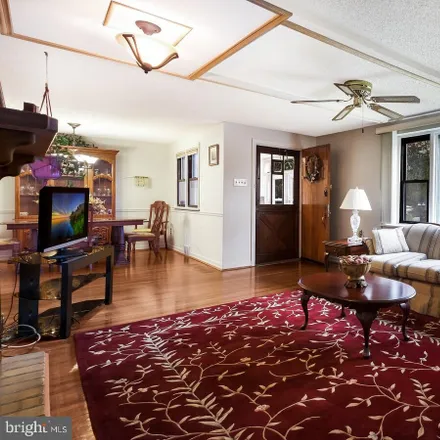 Image 7 - 118 South Westview Avenue, Feasterville, Lower Southampton Township, PA 19053, USA - House for sale