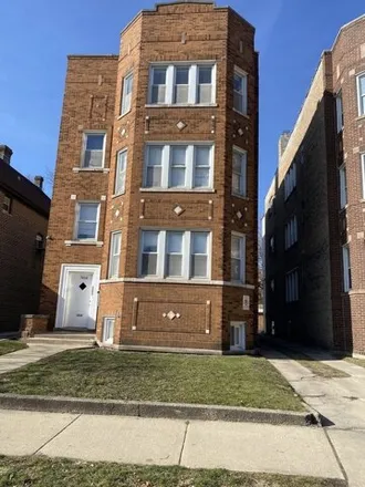 Rent this 2 bed apartment on 7418 South Stewart Avenue in Chicago, IL 60621