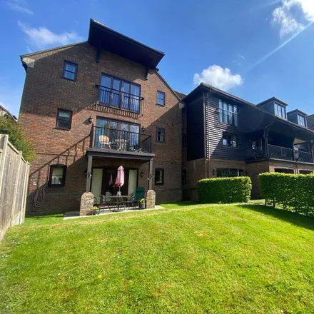 Rent this 2 bed apartment on Northcroft Lane in Newbury, RG14 1BN
