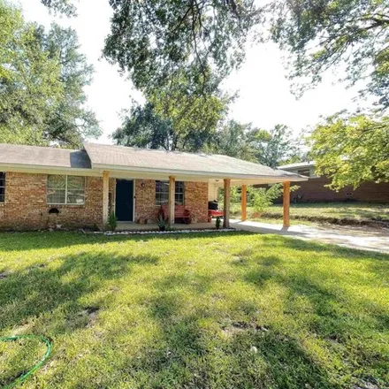 Buy this 3 bed house on 892 Meadowbrook Drive in Longview, TX 75601