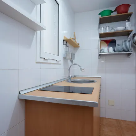 Image 8 - Carrer de Septimània, 61, 08006 Barcelona, Spain - Apartment for rent