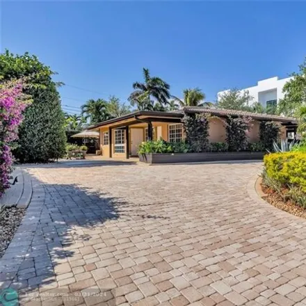Image 3 - 236 Basin Drive, Lauderdale-by-the-Sea, Broward County, FL 33308, USA - House for sale