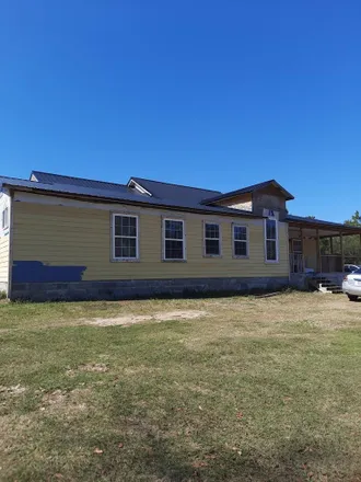 Buy this 5 bed house on 732 Estlee Mercer Road in Coffee County, GA 31535