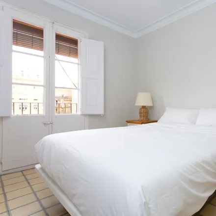 Rent this 3 bed apartment on Carrer del Comte Borrell in 53, 08001 Barcelona