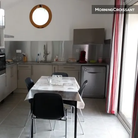 Image 3 - Nîmes, OCC, FR - Apartment for rent