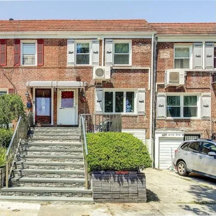 Buy this 3 bed house on 70-24 175th St in Fresh Meadows, New York