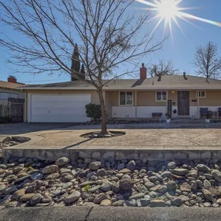 Buy this 3 bed house on 2087 Westwood Avenue in Redding, CA 96001