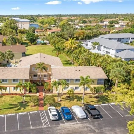Image 5 - Country Road, Cypress Lake, FL 33919, USA - Condo for sale