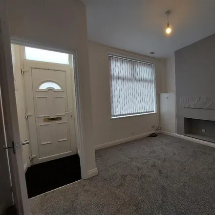 Rent this 2 bed townhouse on Healey Wood Road in Burnley, BB11 2LL