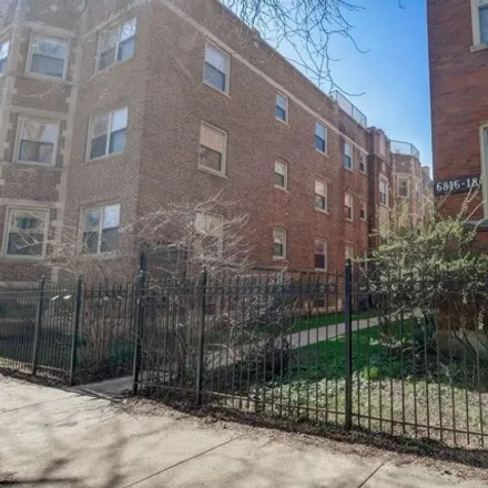 Buy this 2 bed condo on 6812-6818 North Ashland Boulevard in Chicago, IL 60626