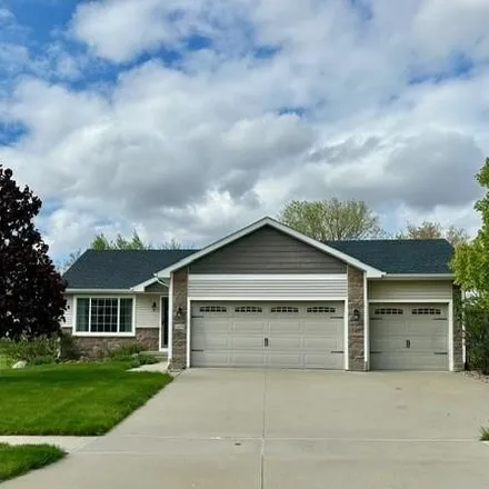 Buy this 3 bed house on 14665 Hickory Drive in Urbandale, IA 50323