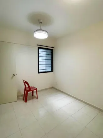Rent this 3 bed apartment on Jalan 1/127 in Kuchai Lama, 58200 Kuala Lumpur