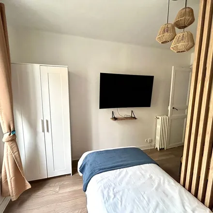 Rent this 1 bed apartment on 6 Villa Gagliardini in 75020 Paris, France
