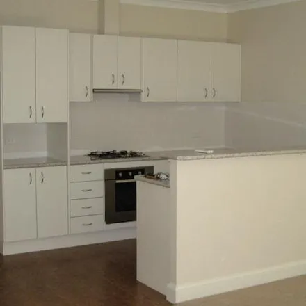Image 3 - Brilliant Street, Bathurst NSW 2795, Australia - Apartment for rent