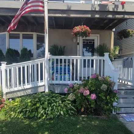 Rent this 3 bed apartment on 308 Porter Avenue in Seaside Heights, NJ 08751