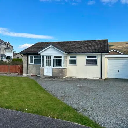 Buy this 2 bed house on Heol y Gader in Fairbourne, LL38 2TZ