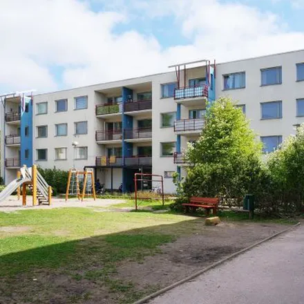 Rent this 2 bed apartment on Tallinmäki in 02410 Kirkkonummi, Finland