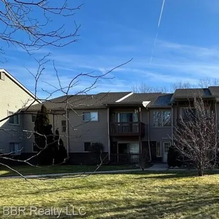 Image 1 - 11299 Hawthorne Glen Drive, Grosse Ile Township, MI 48138, USA - Condo for rent