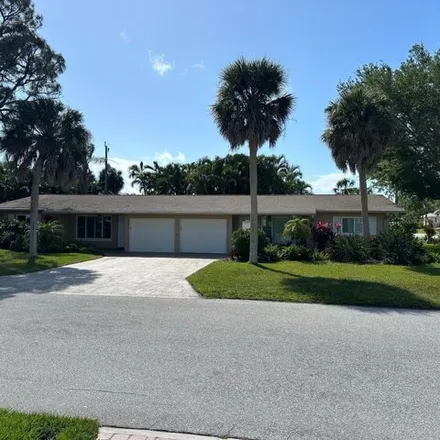 Buy this 4 bed house on 720 Hibiscus Drive in Venice, FL 34285