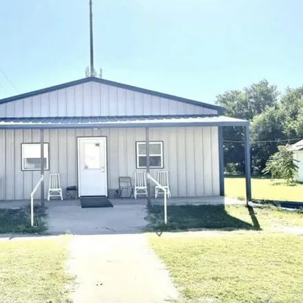 Buy this studio house on 167 Oklahoma Avenue in Laverne, OK 73848