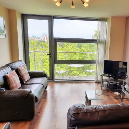 Rent this 3 bed apartment on Steenbergs in Lime Street, Newcastle upon Tyne