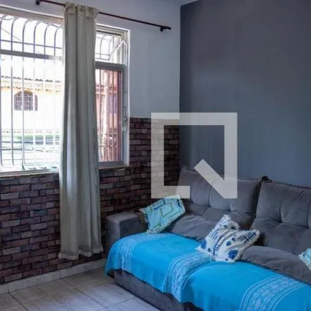 Buy this 2 bed apartment on Avenida Professor João Brasil in Engenhoca, Niterói - RJ