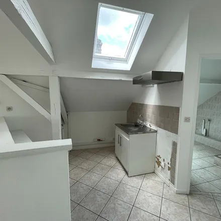 Rent this 2 bed apartment on 5 Rue Coislin in 57000 Metz, France
